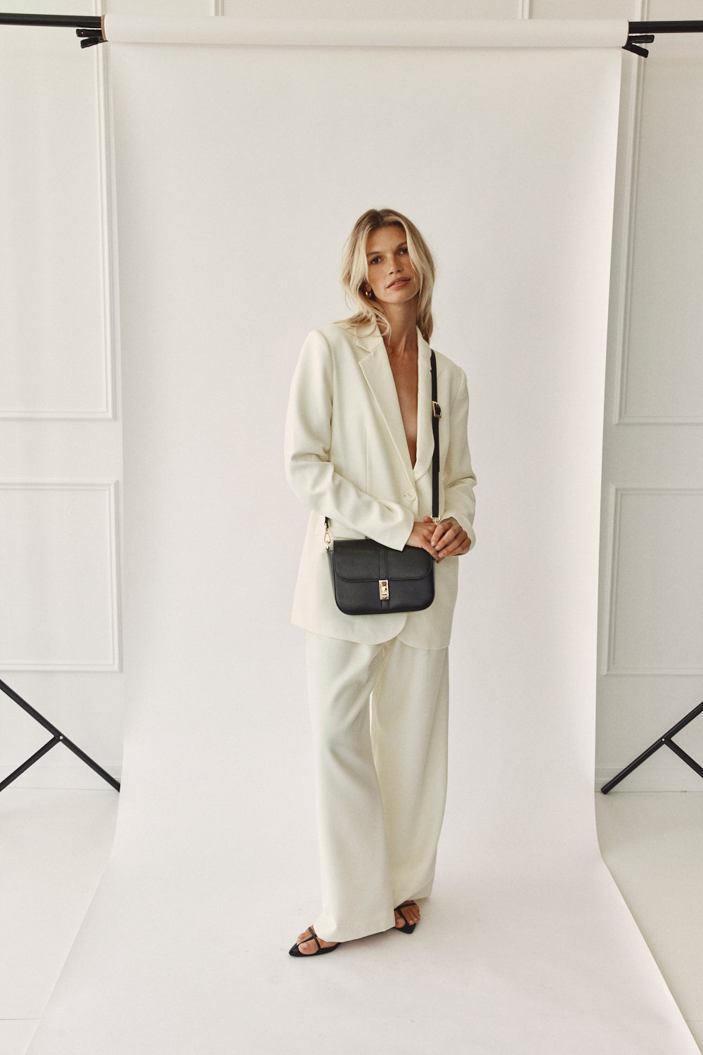 Carly Black Square Crossbody