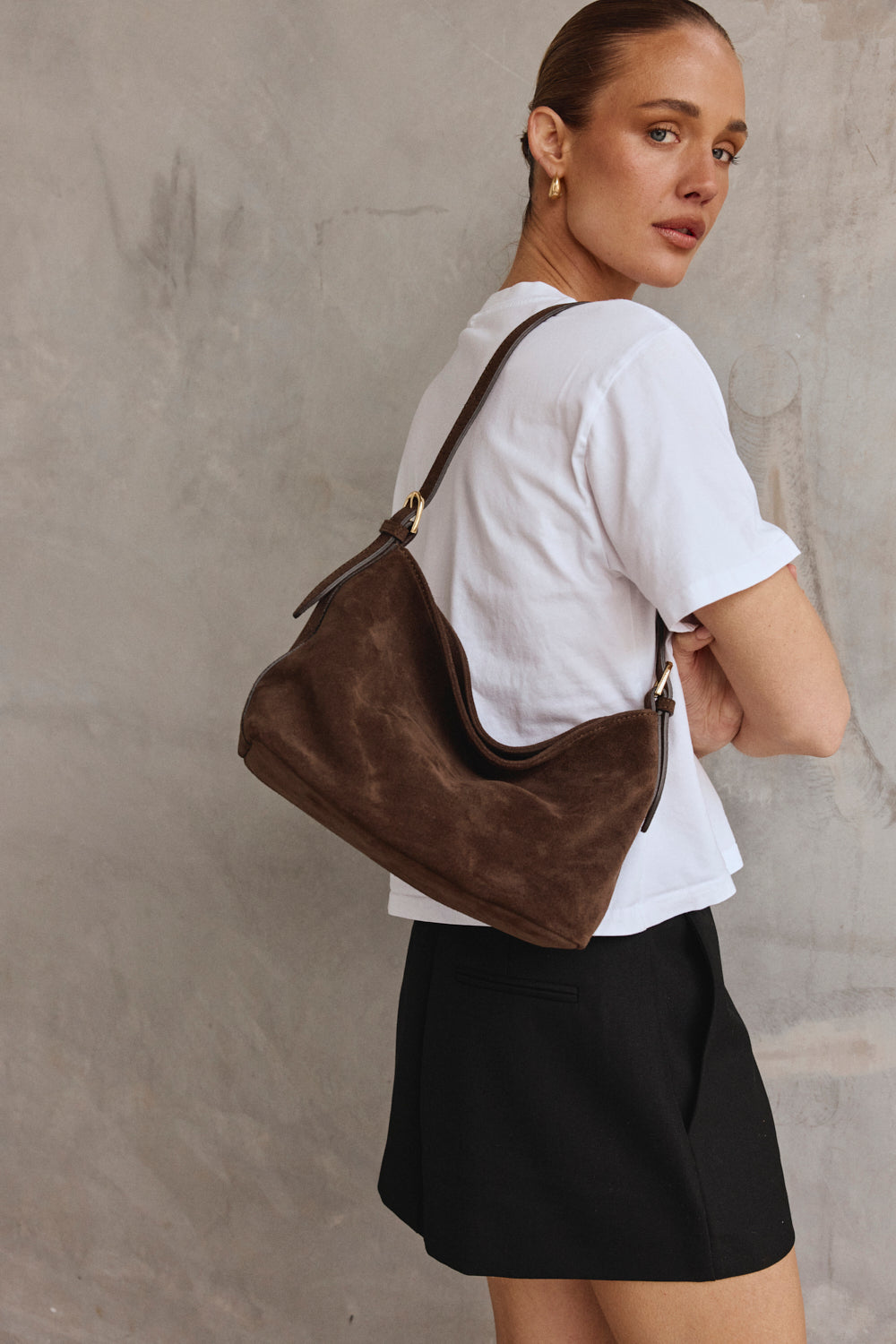 The Eden Shoulder bag in Dark Chocolate Suede