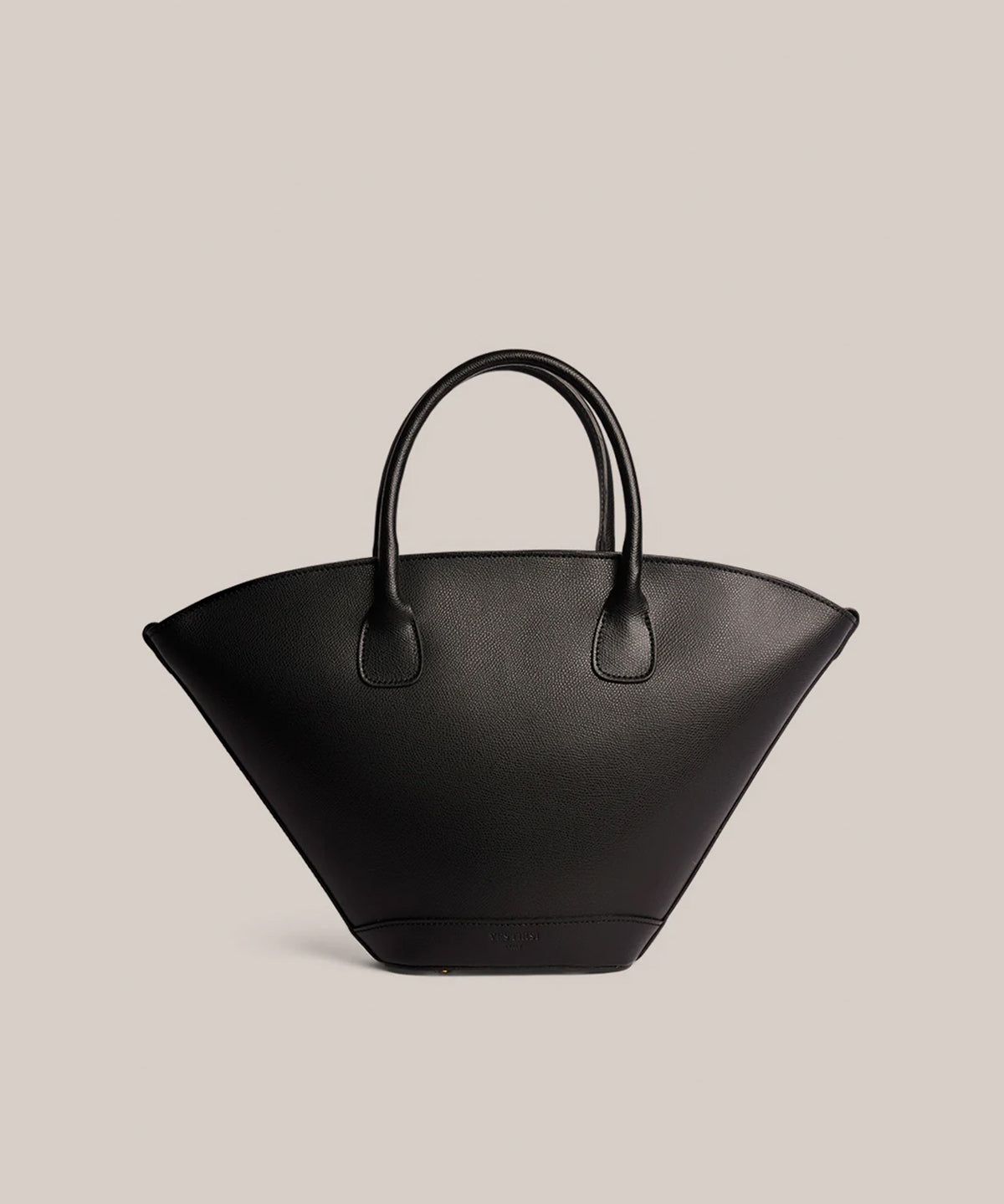 Jamie_Tote.jpg