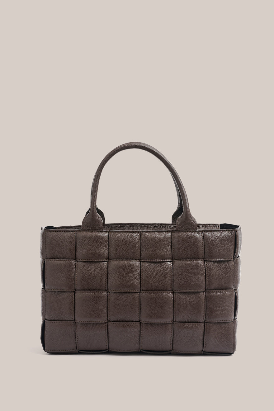 VESTIRSIItalyMargotXLDarkChocolateleatherwoventote1_9d77ee31-0aa9-43d5-aa8c-dbbc32d9c006.jpg