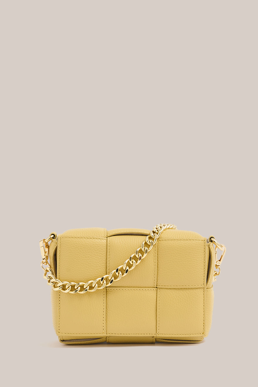 VESTIRSIItalyMargotbuttermilkpaleyellowleatherpebbledcrossbodyshoulderbag1.jpg