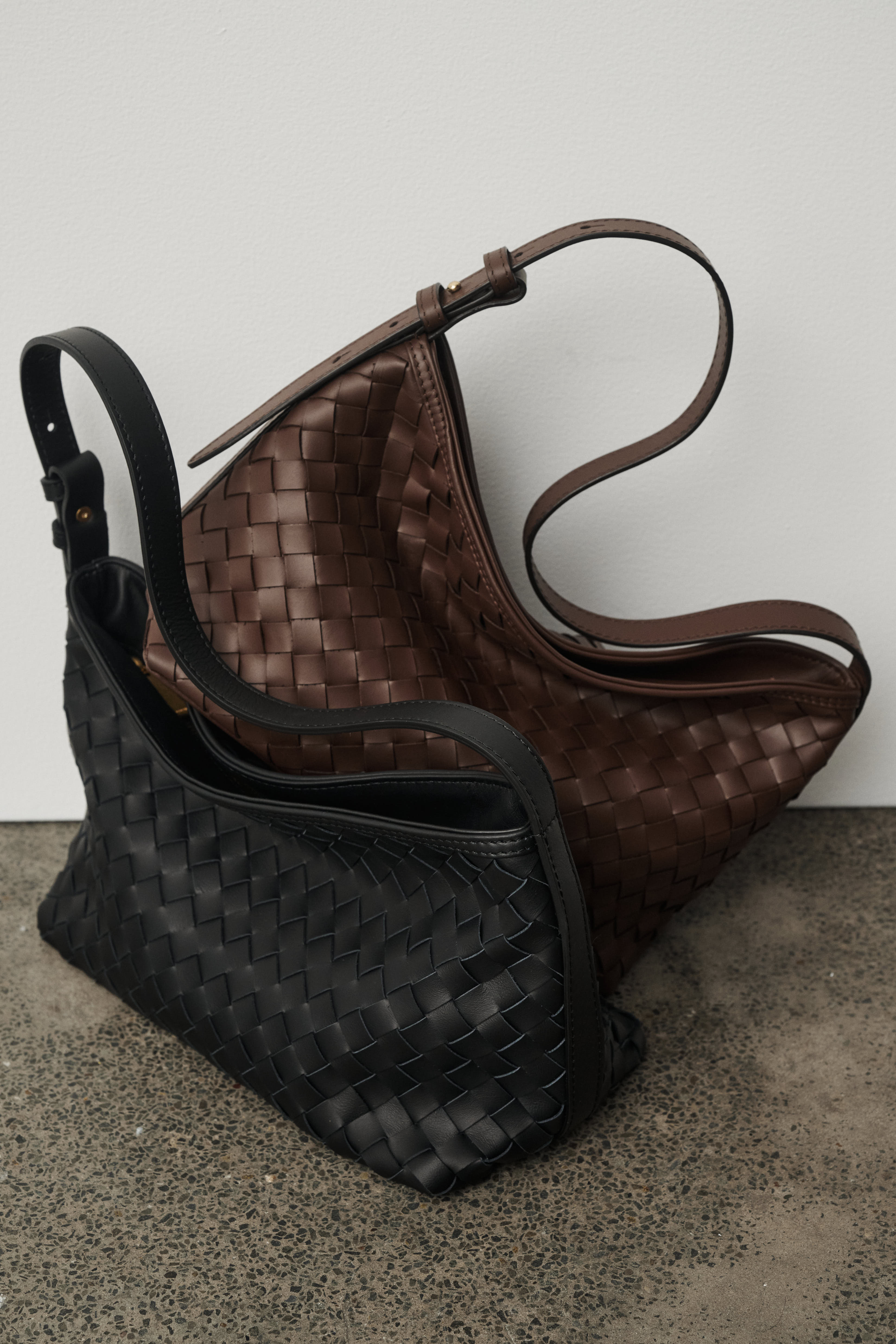 VESTIRSI_CAMPAIGN_STUDIO_JUN26_ZOEBLUME-00_STILLS_047_1.jpg