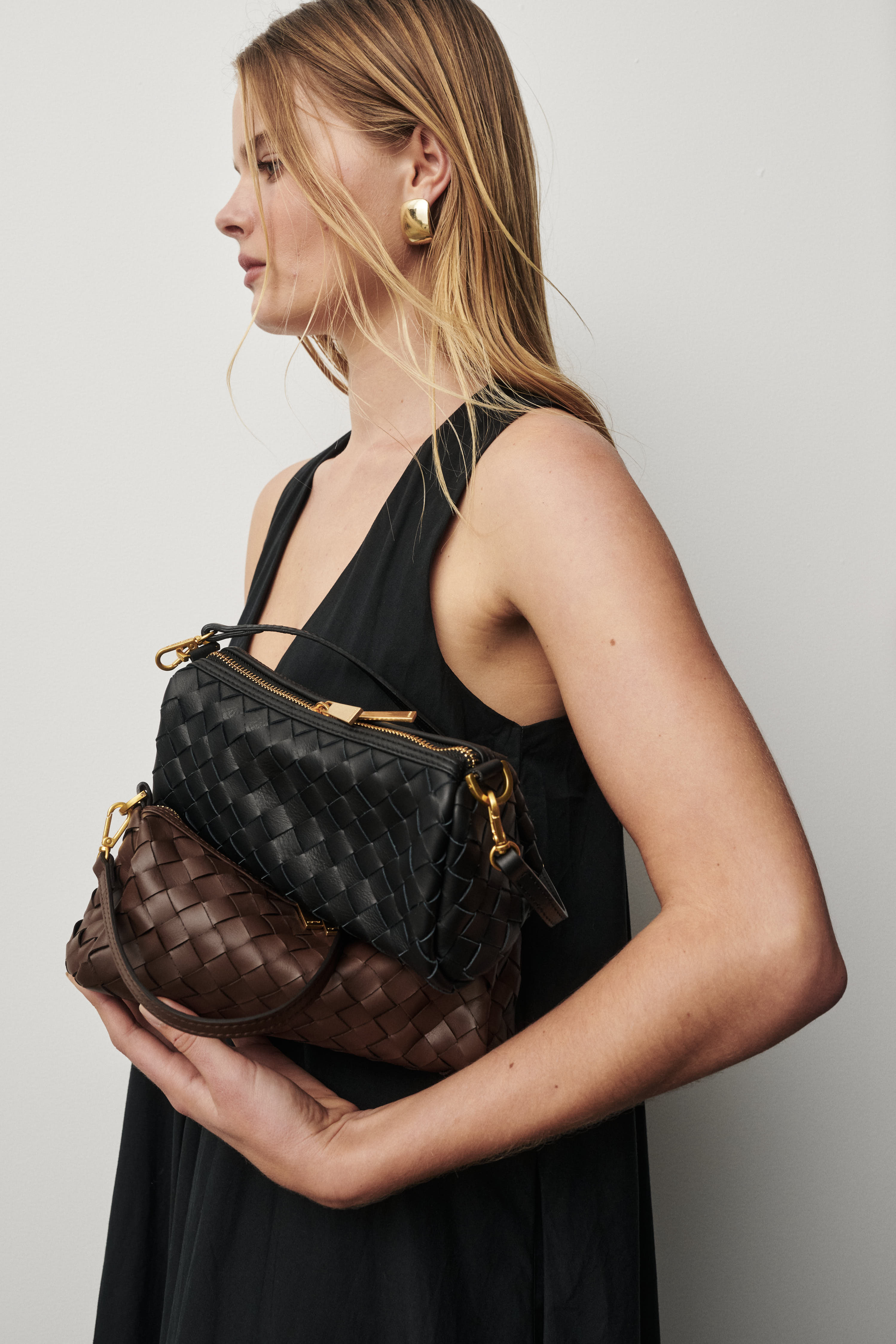 VESTIRSI_CAMPAIGN_STUDIO_JUN26_ZOEBLUME-S06_032.jpg