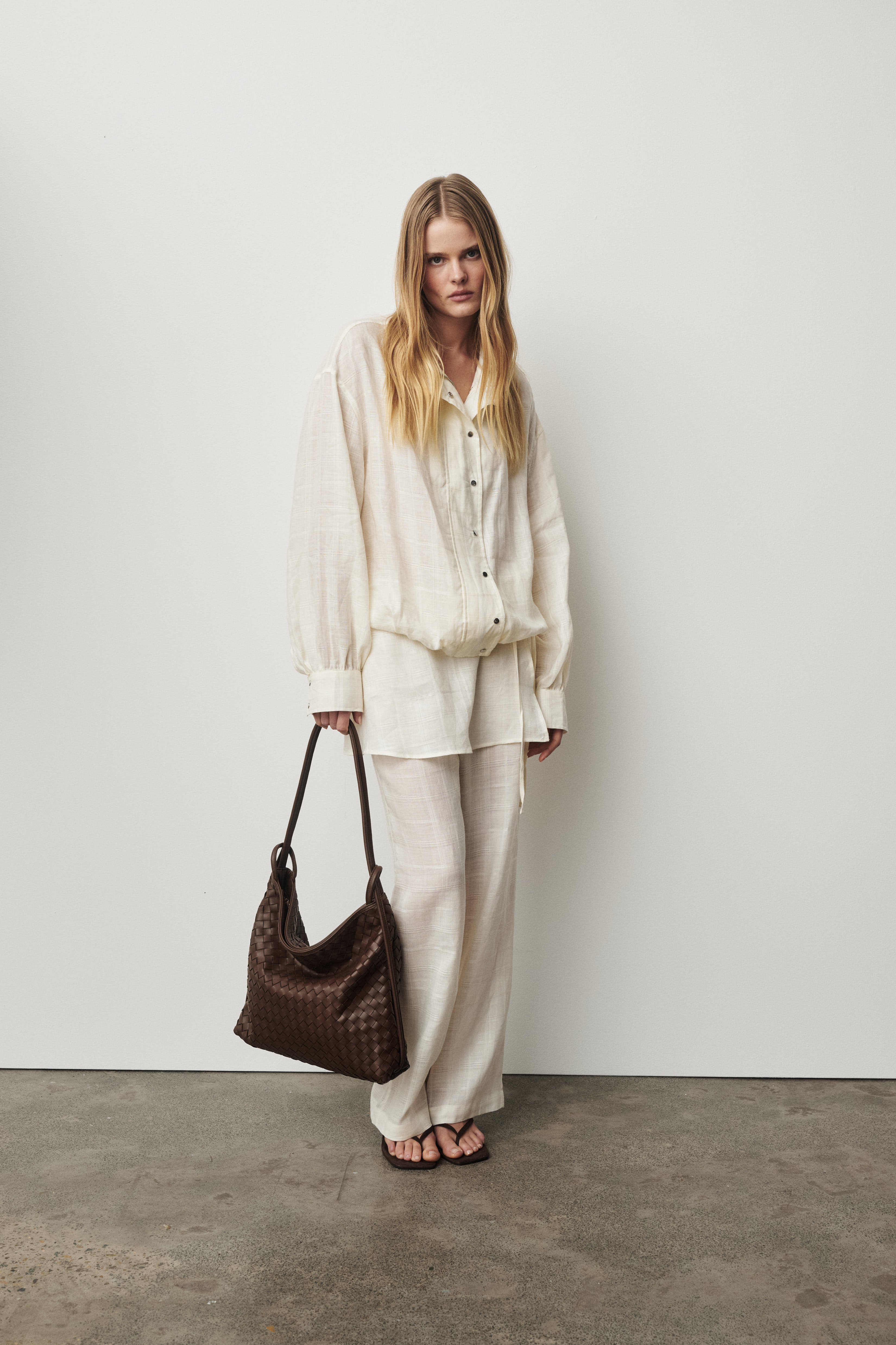 VESTIRSI_CAMPAIGN_STUDIO_JUN26_ZOEBLUME-S08_005.jpg