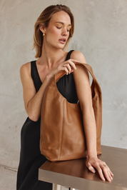 Scarlett 2.0 Chestnut Leather Hobo