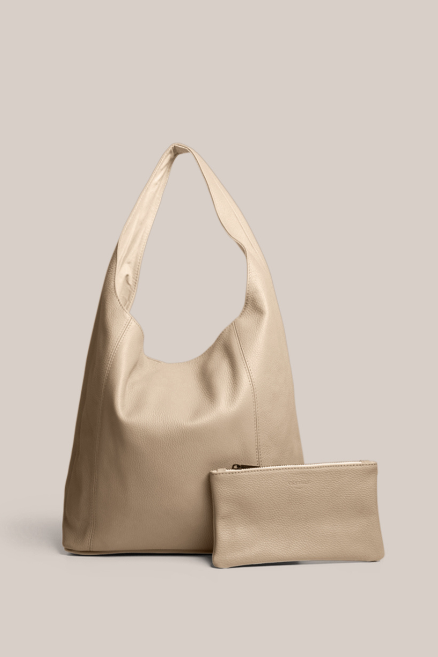 VESTIRSI_Scarlett_2.0_Leather_Hobo_in_Beige_01.png